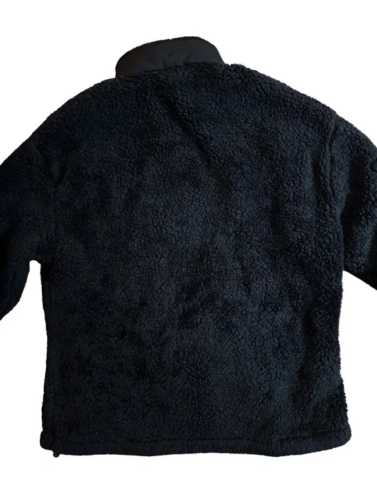 New Balance Women’s Black Sherpa Jacket - Picture 2 of 5